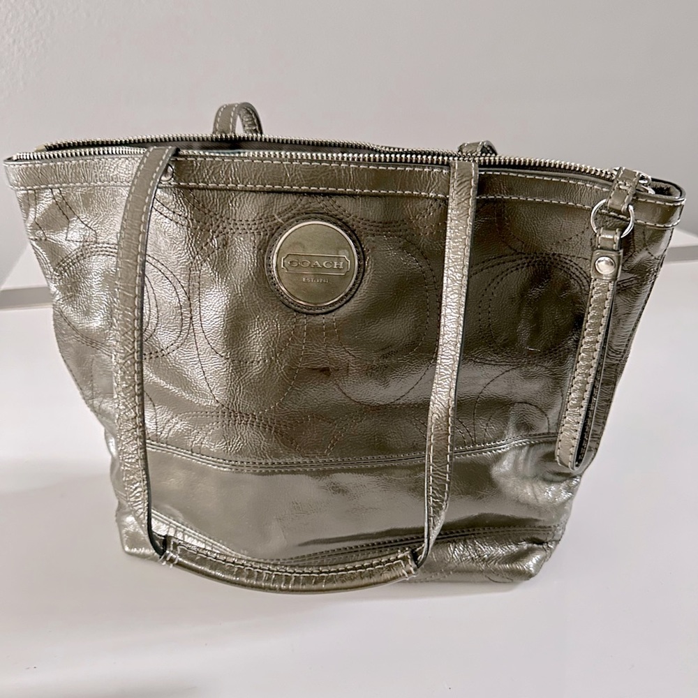 ☀️special bundle price $16☀️Coach: silver handbag
